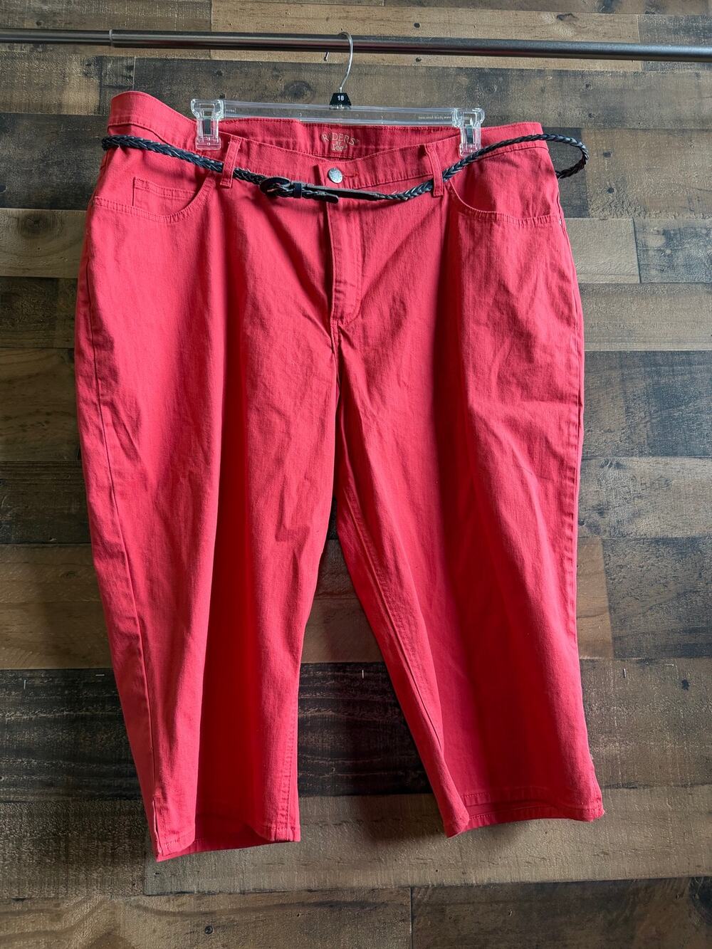 Riders by Lee Womens Coral Pink Stretch Capri Pants - Belted - Size 24W Med
